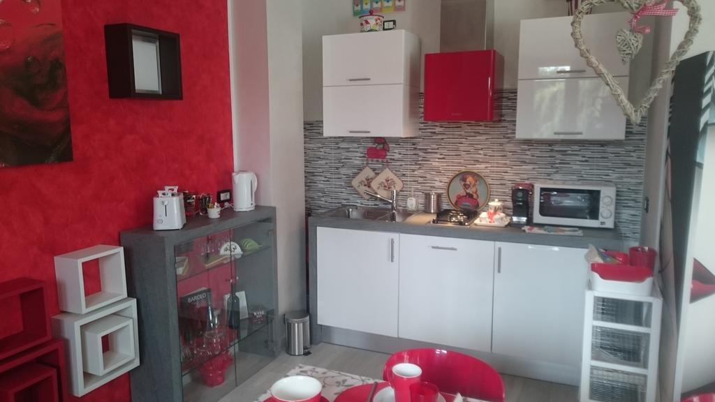 Ciliegissima Bed & Breakfast Pecetto Luaran gambar